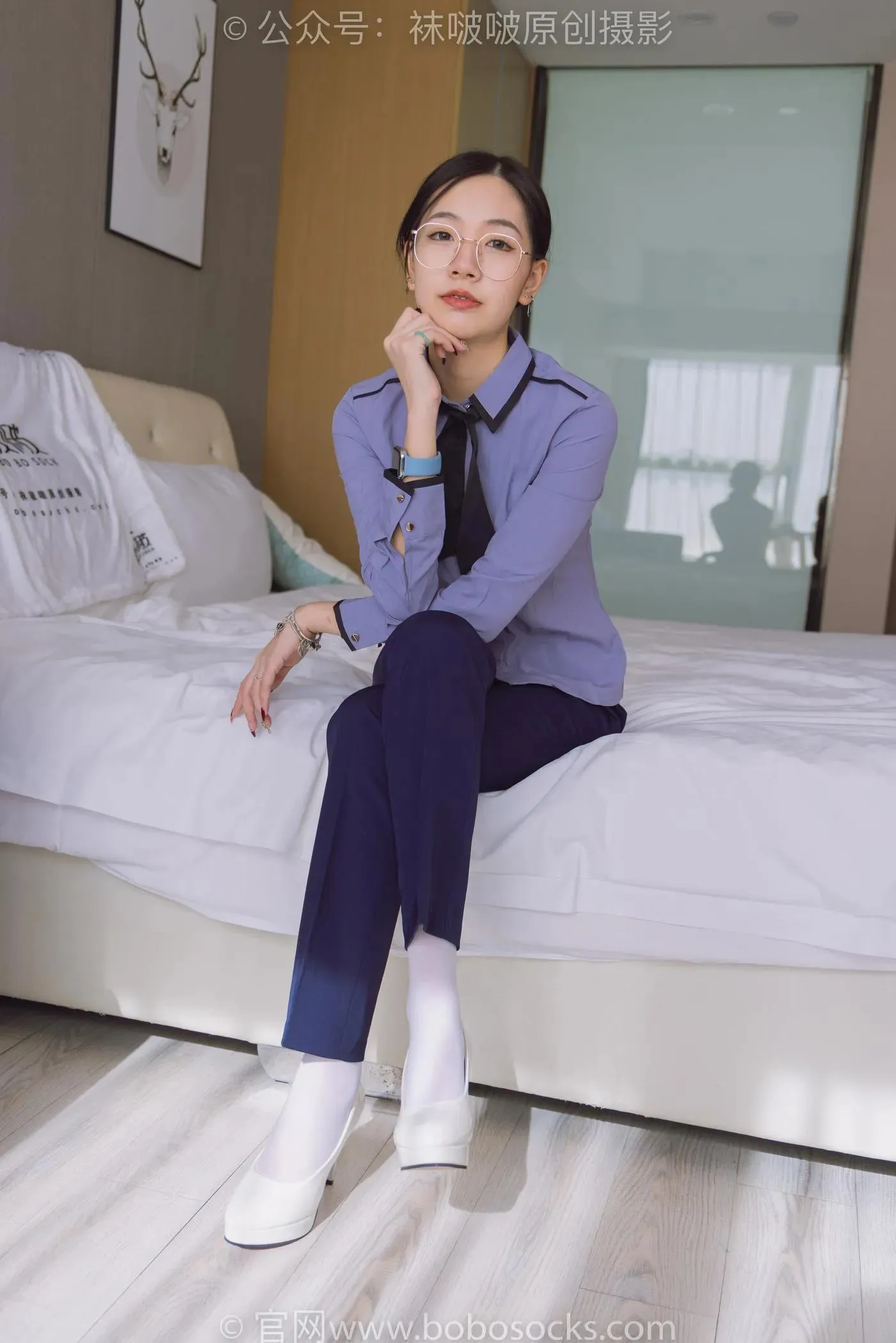 [BoBoSocks袜啵啵]NO.178 小甜豆-高跟鞋、厚白丝、ol风裤里丝 [140P]插图9